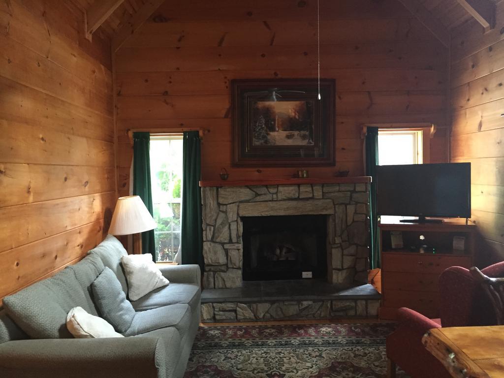 بون، كارولاينا الشمالية Highland Hills Motel & Cabins الغرفة الصورة