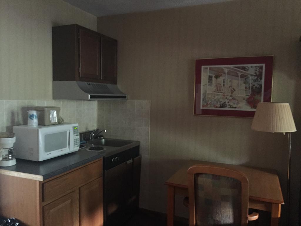 بون، كارولاينا الشمالية Highland Hills Motel & Cabins الغرفة الصورة