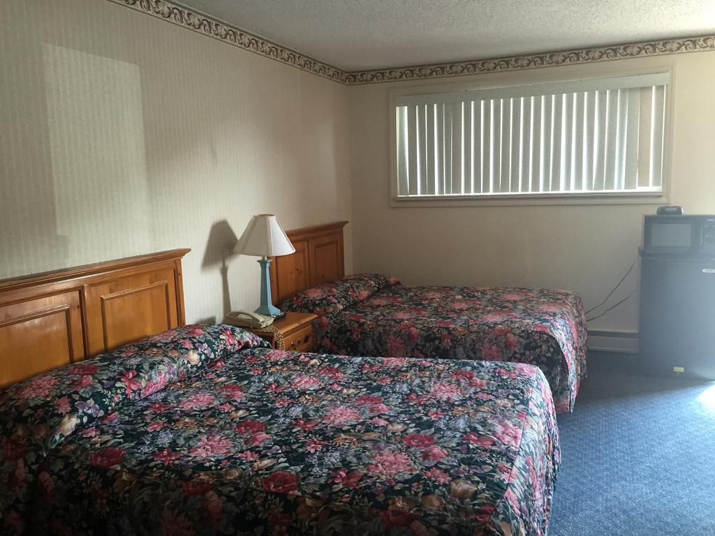 بون، كارولاينا الشمالية Highland Hills Motel & Cabins الغرفة الصورة