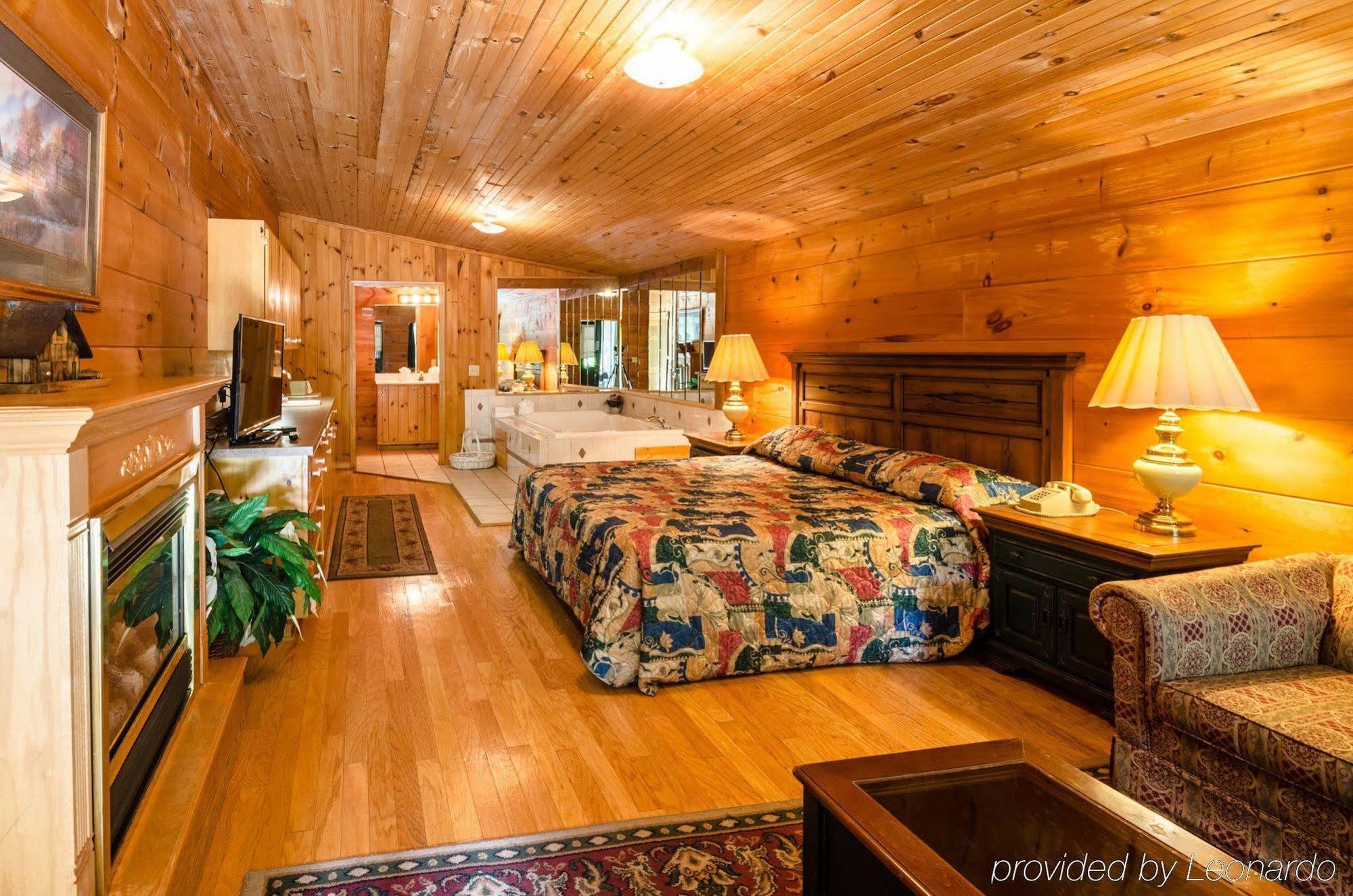 بون، كارولاينا الشمالية Highland Hills Motel & Cabins المظهر الخارجي الصورة