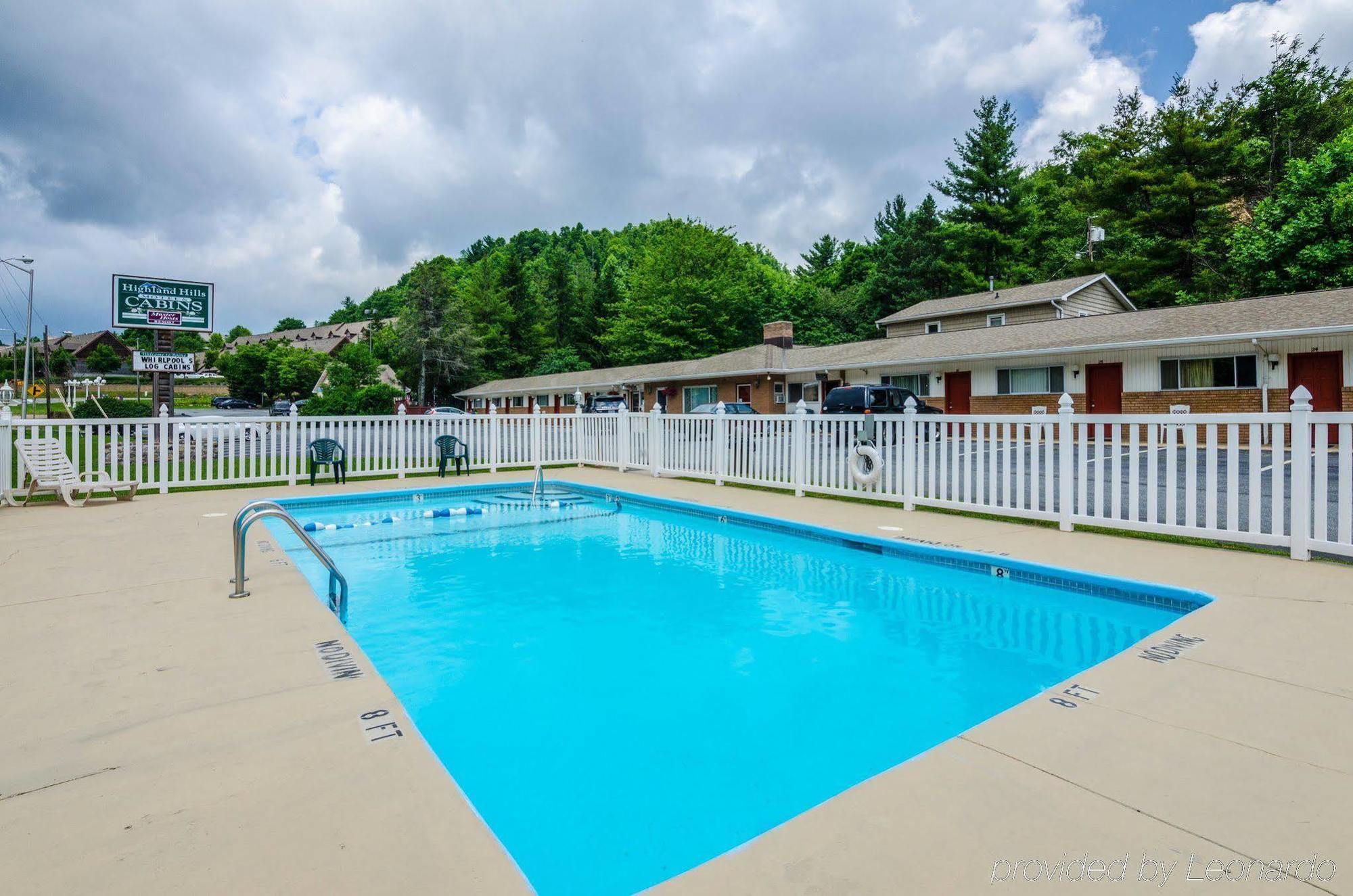 بون، كارولاينا الشمالية Highland Hills Motel & Cabins المظهر الخارجي الصورة