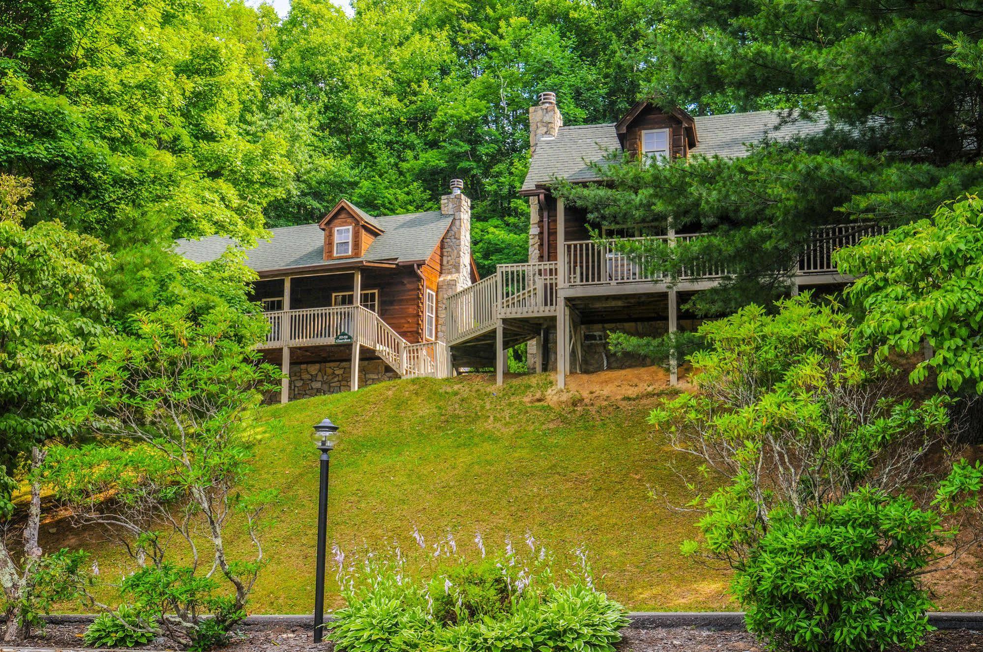 بون، كارولاينا الشمالية Highland Hills Motel & Cabins المظهر الخارجي الصورة