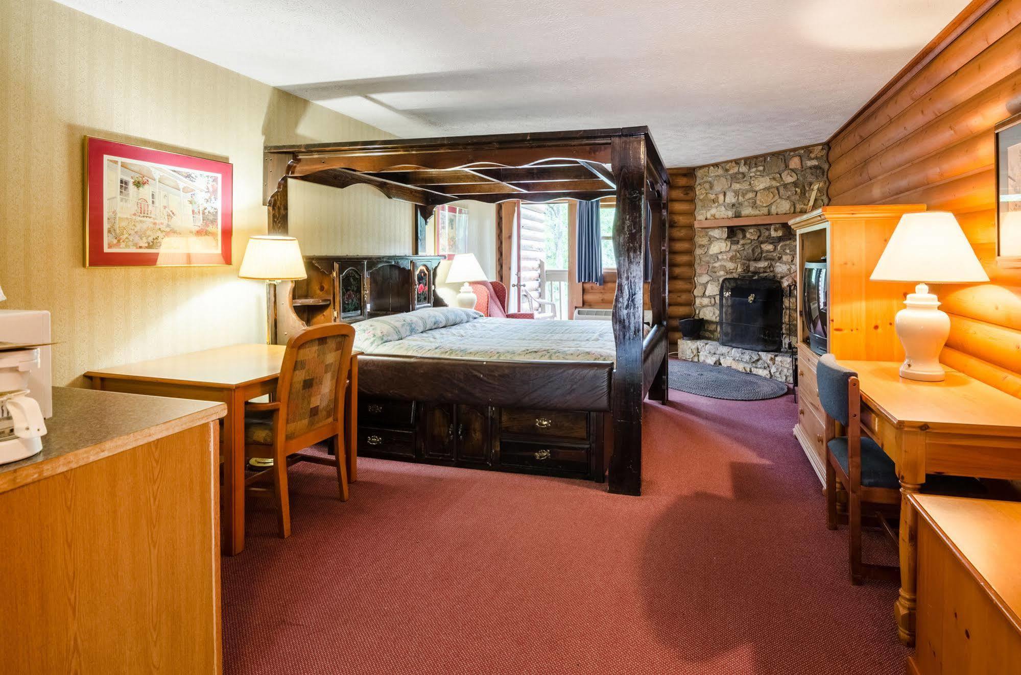 بون، كارولاينا الشمالية Highland Hills Motel & Cabins المظهر الخارجي الصورة